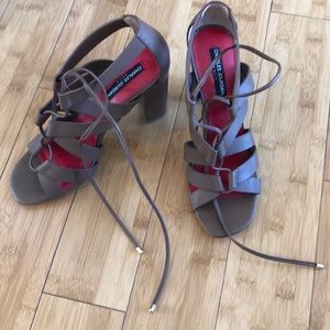 Charles Jourdan - BNOB Tie Up brown Shoes sz 9